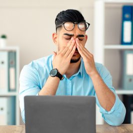 Conseils naturels pour lutter contre la fatigue de rentrée et retrouver énergie, sommeil réparateur et vitalité après les vacances.